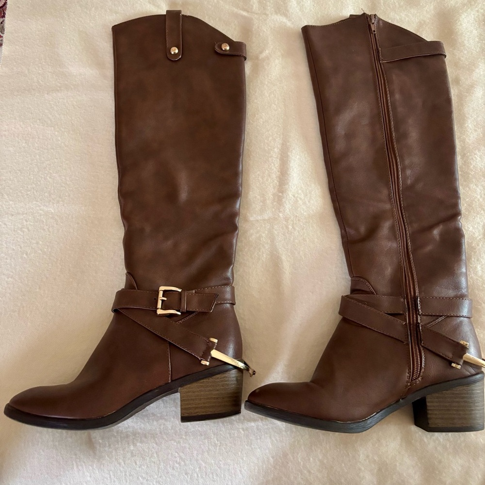 Brown Knee-High Leather Boots